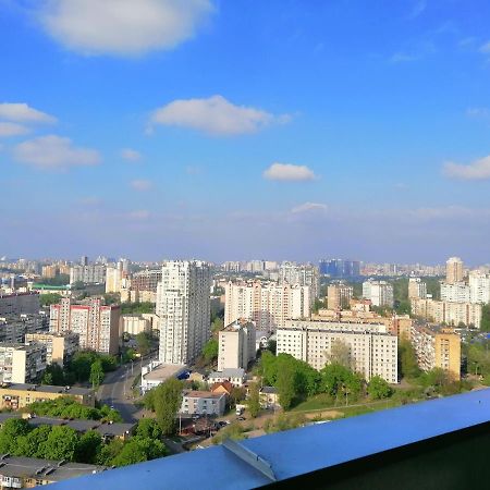 Видовая 25Й Этаж. Новый Дом. Шалимова, Isida. Шулявская, Гарматная, Индустриальный Мост. Космополитан. Большевик. Жд Вокзал. Kiev Bagian luar foto