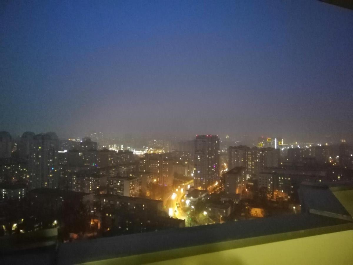 Видовая 25Й Этаж. Новый Дом. Шалимова, Isida. Шулявская, Гарматная, Индустриальный Мост. Космополитан. Большевик. Жд Вокзал. Kiev Bagian luar foto